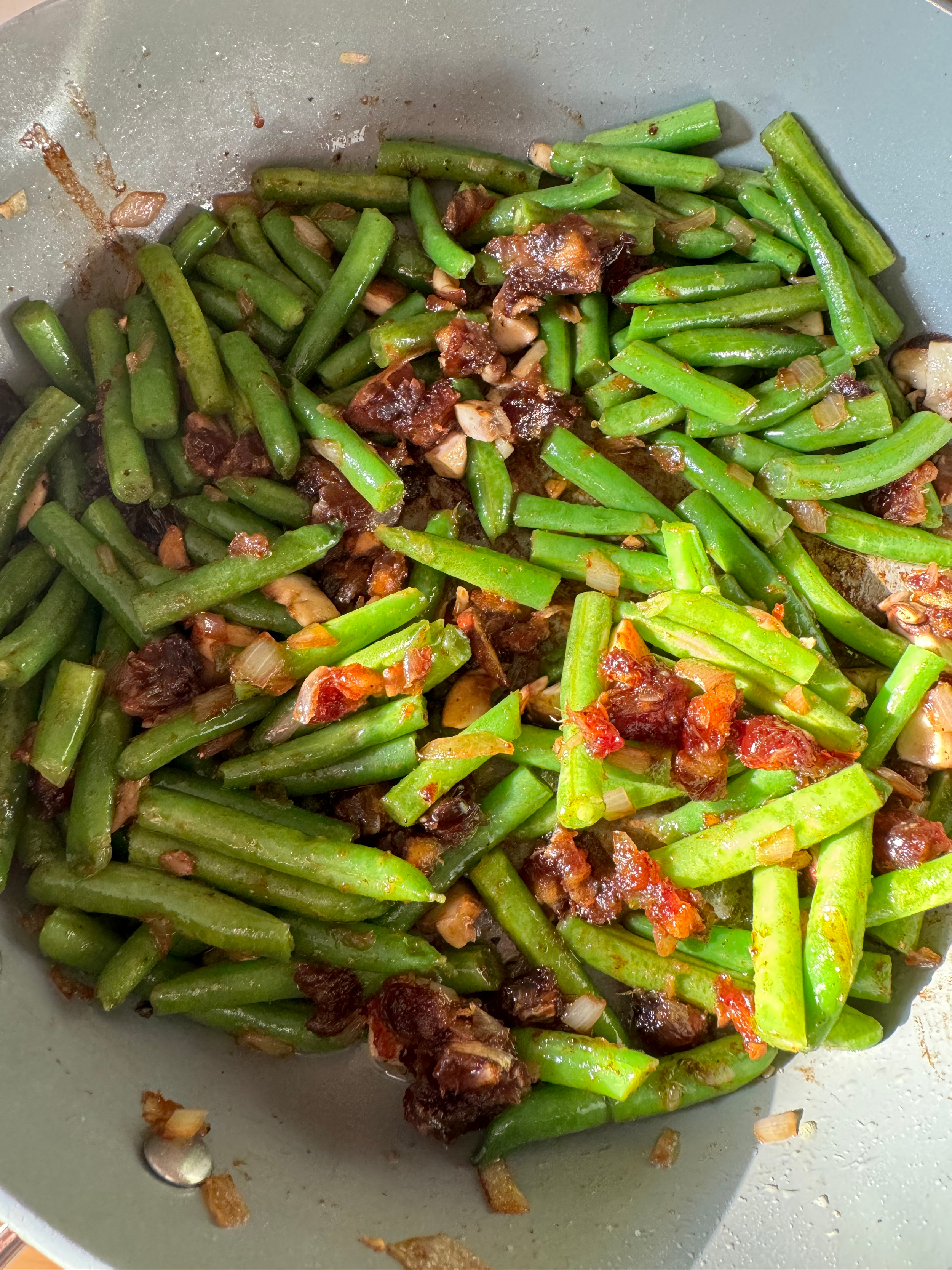 The BEST Bacon & Date Green Beans