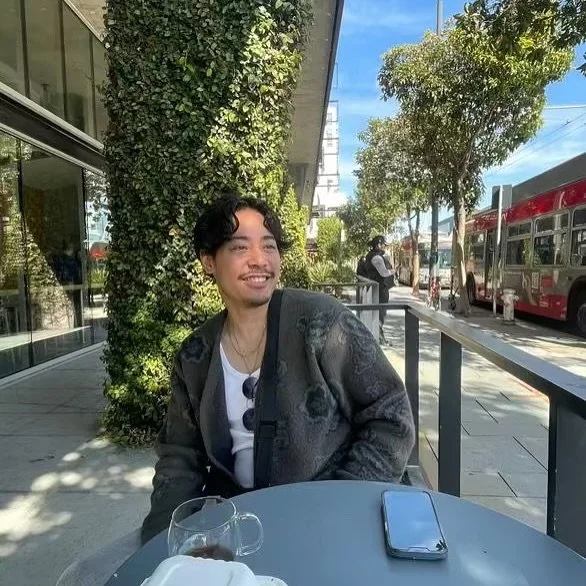 Fun run of shows coming up next week! 
8/1 Merrill Gardens Seattle
8/2 SakeXJazz @ohsunbanchan @sakenoire_ 
8/3 SakeXJazz @ohsunbanchan @sakenoire_ 
8/4 The Jazz Cookout @dylanhayesmusic 
8/5 @owljamtuesdays 
8/6 @threesbrewing w/ @benmcclint