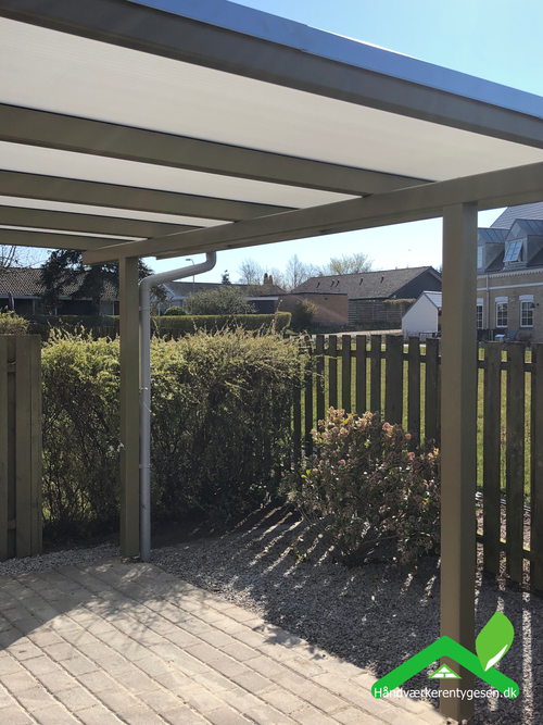 Fremstilling og montering af terrasseoverdækning