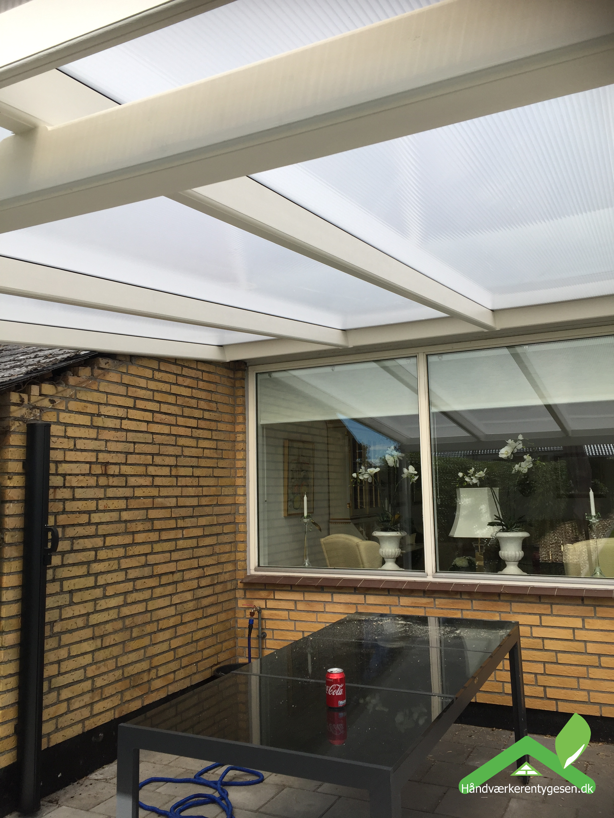 Fremstilling og montering  af terrasseoverdækning Odense M1.png