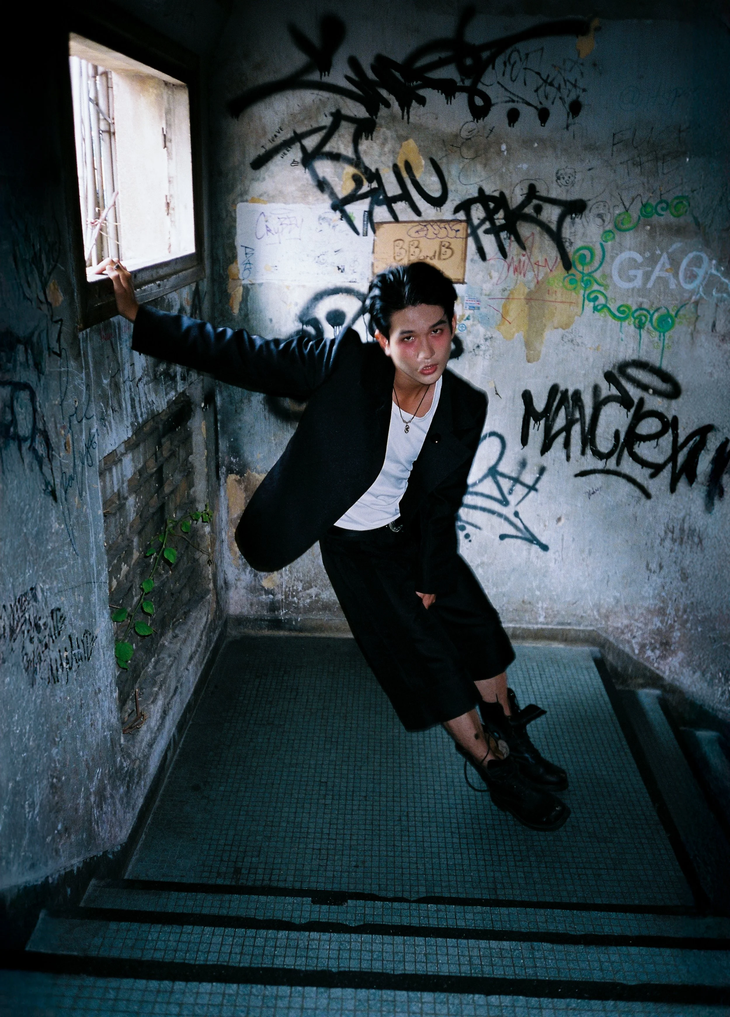 Model: Phương Minh, Ho Chi Minh City, Shot on film