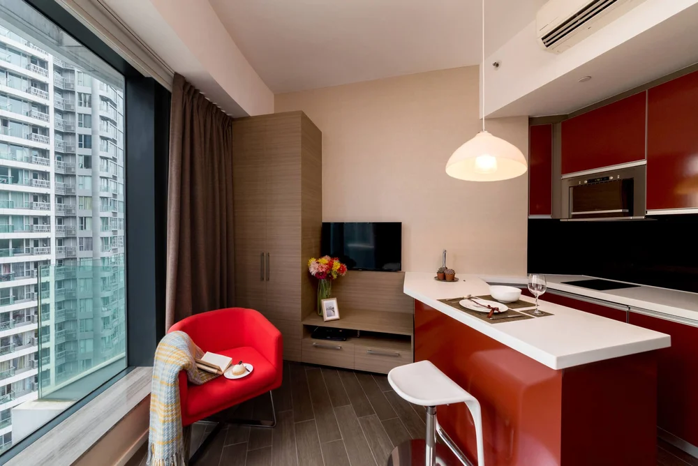 DHome Studio Serviced Apartment 