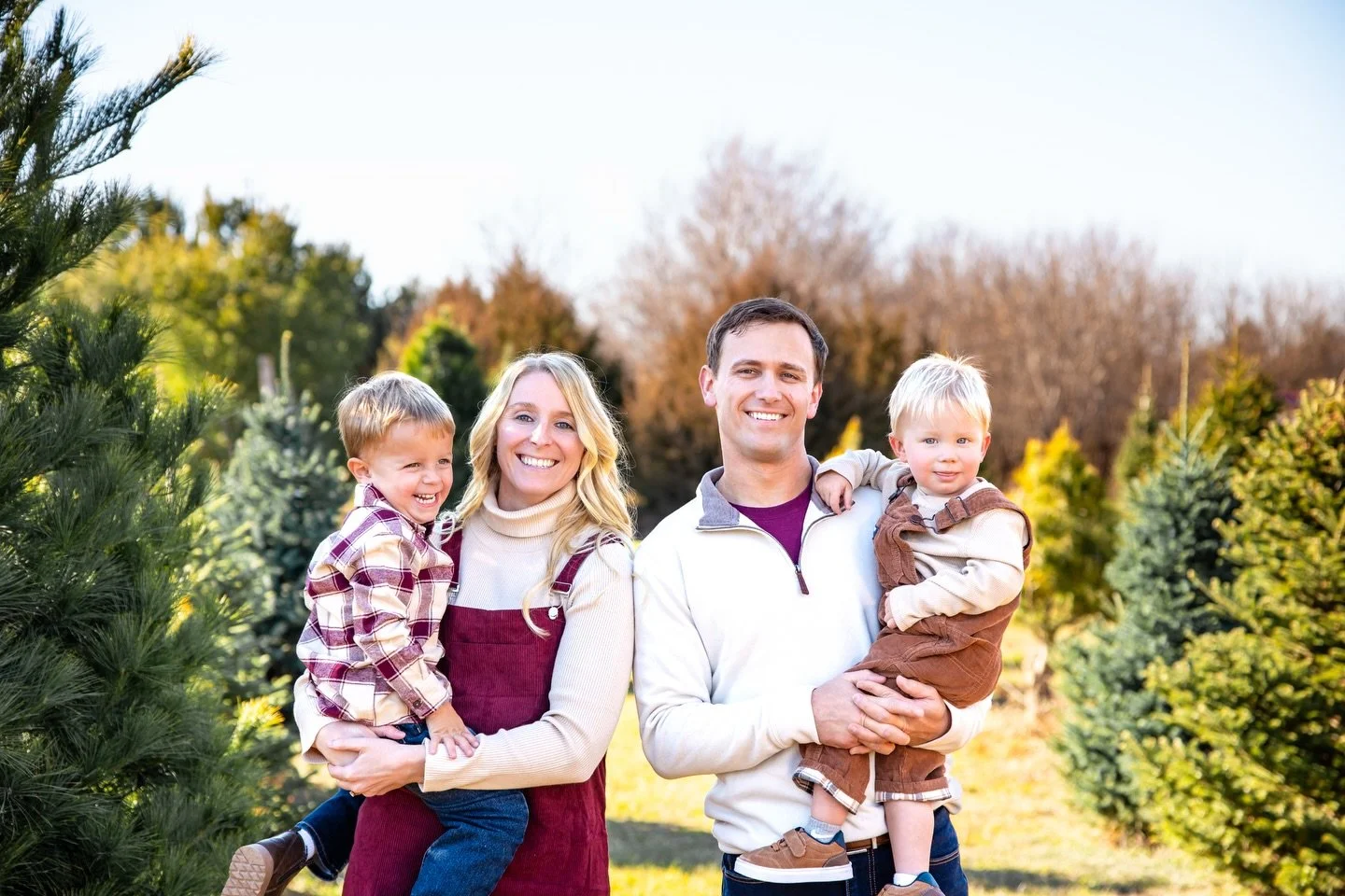 I am so fortunate to have friends who trust me to photograph their growing families year after year 🙌🏽