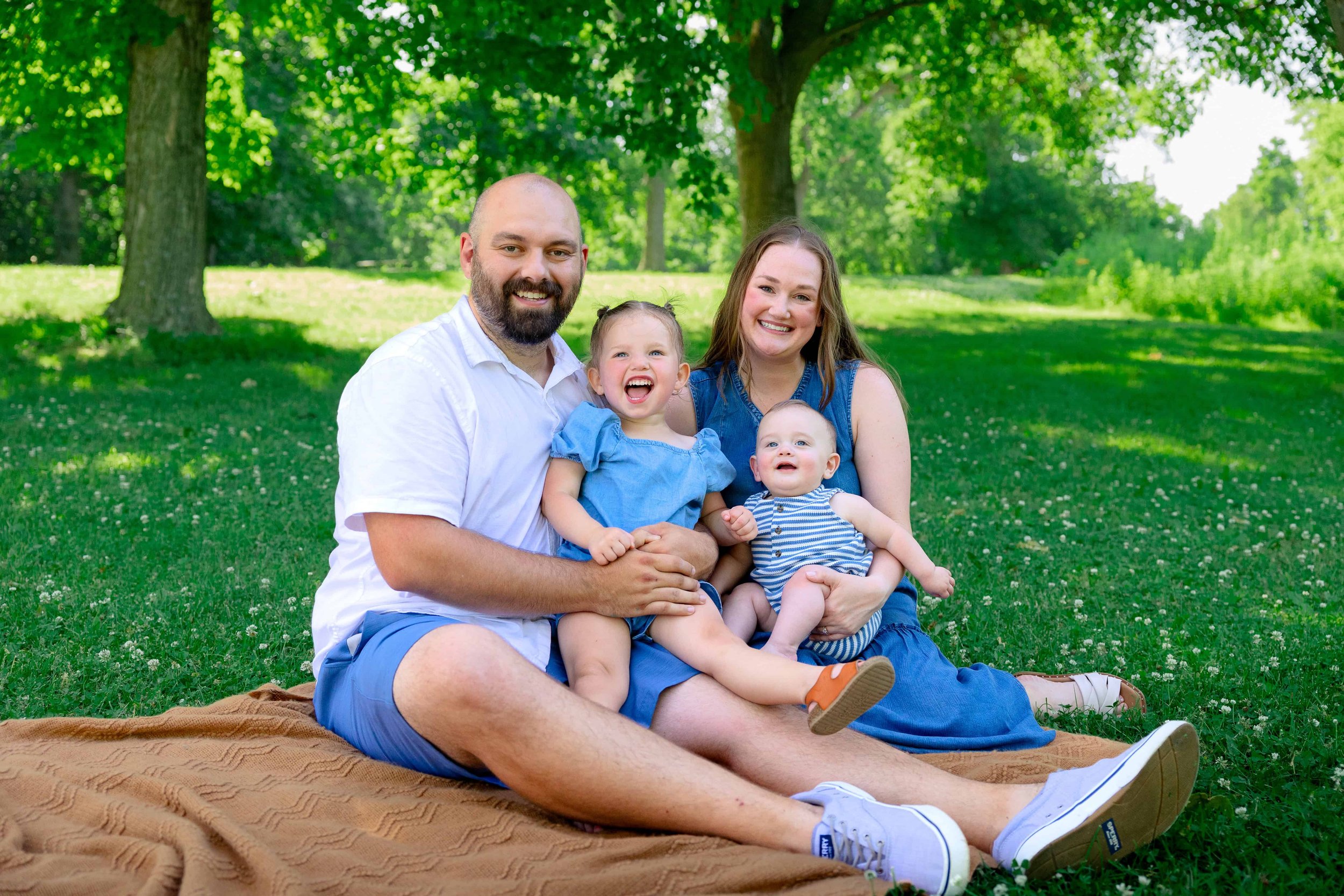 bettendorf waukee iowa father and children outdoor photographers 2.jpg