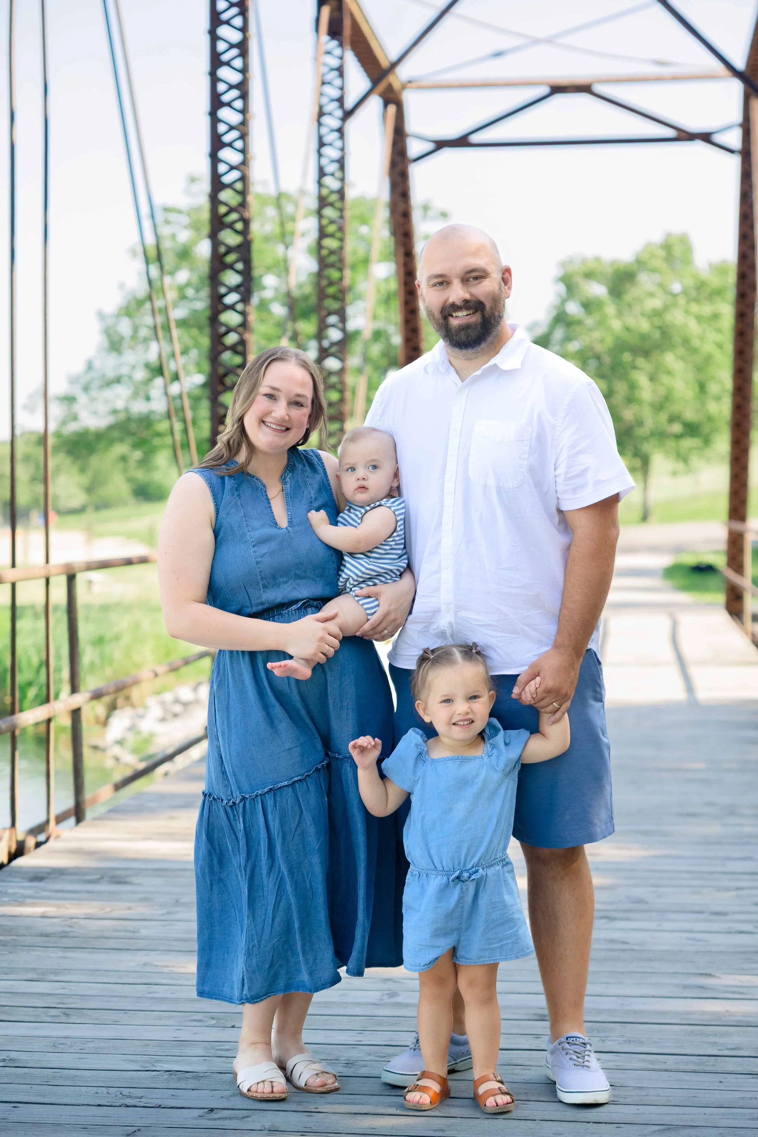 bettendorf waukee iowa father and children outdoor photographers 5.jpg