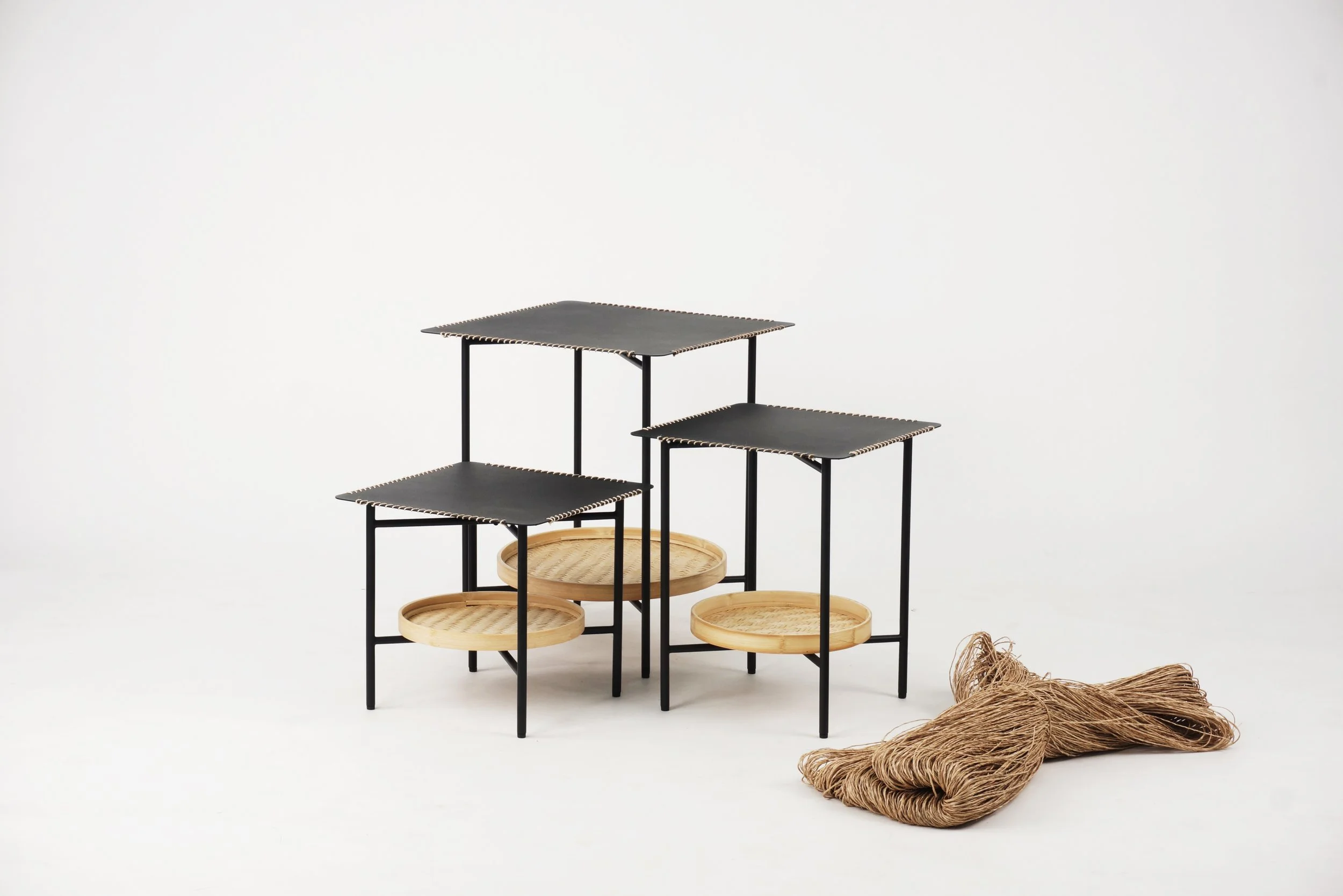 MIX-4010 - set 3 tables - thomas (7).JPG