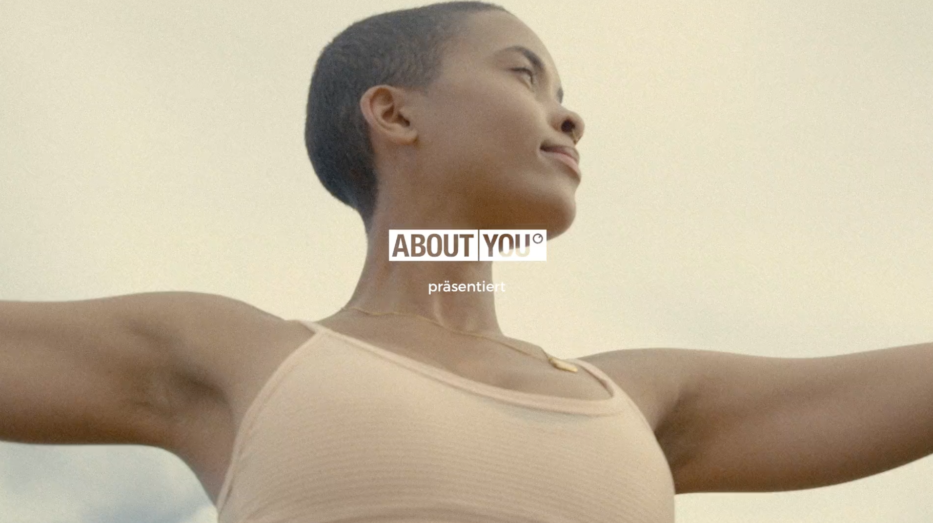 NIKE YOGA - ANY BODY IS A YOGA BODY
