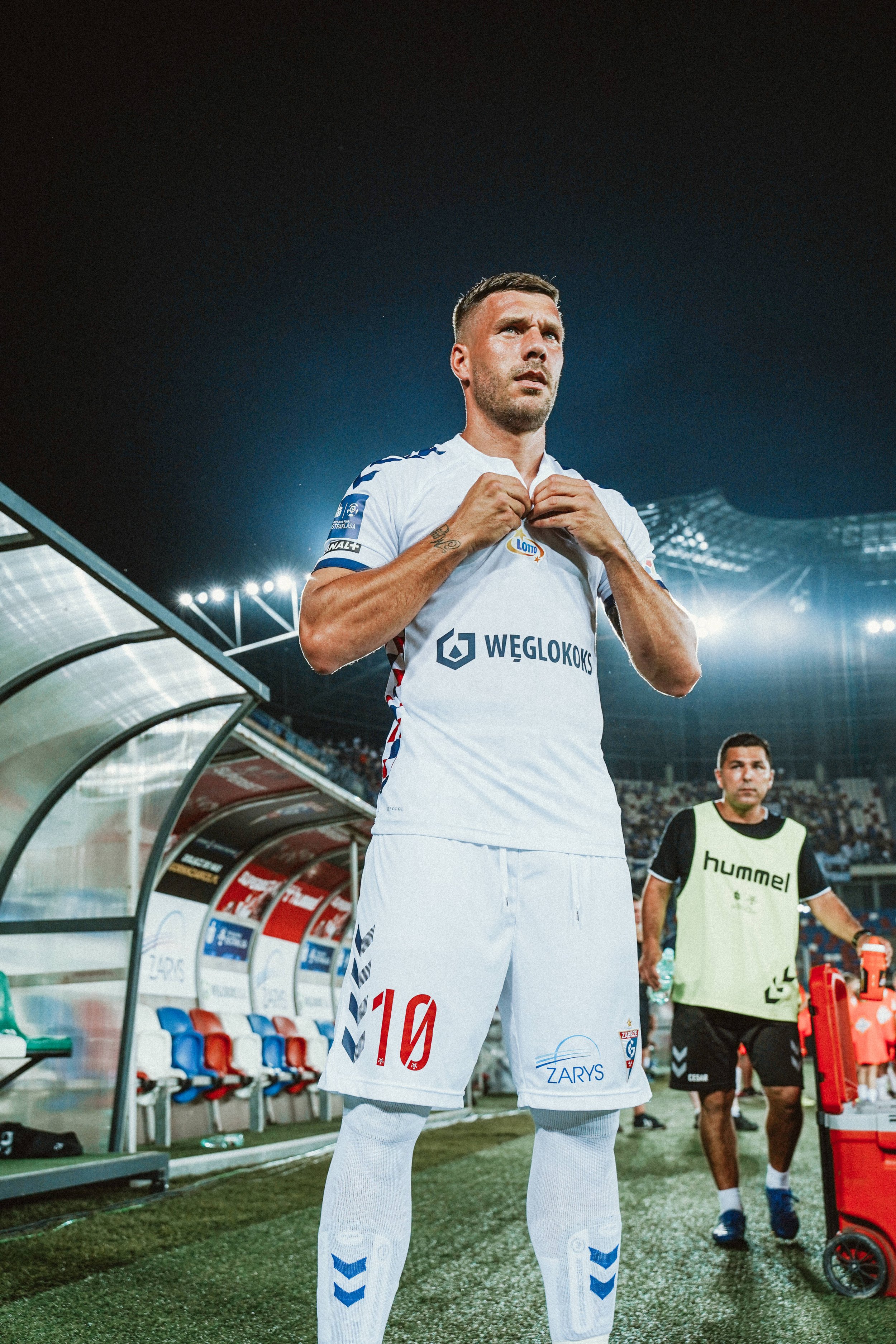 LUKAS PODOLSKI x 11 FREUNDE