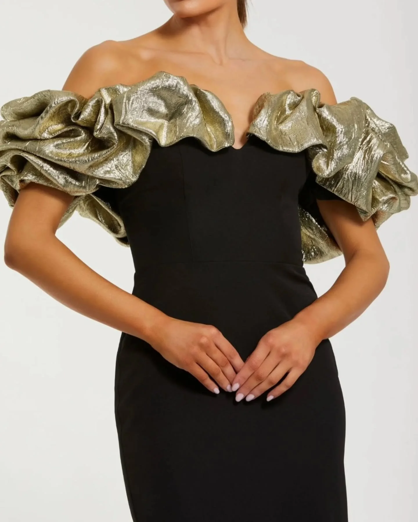 The new collection of elegant wear has arrived.

Visit us today.

#abudhabi #elegance