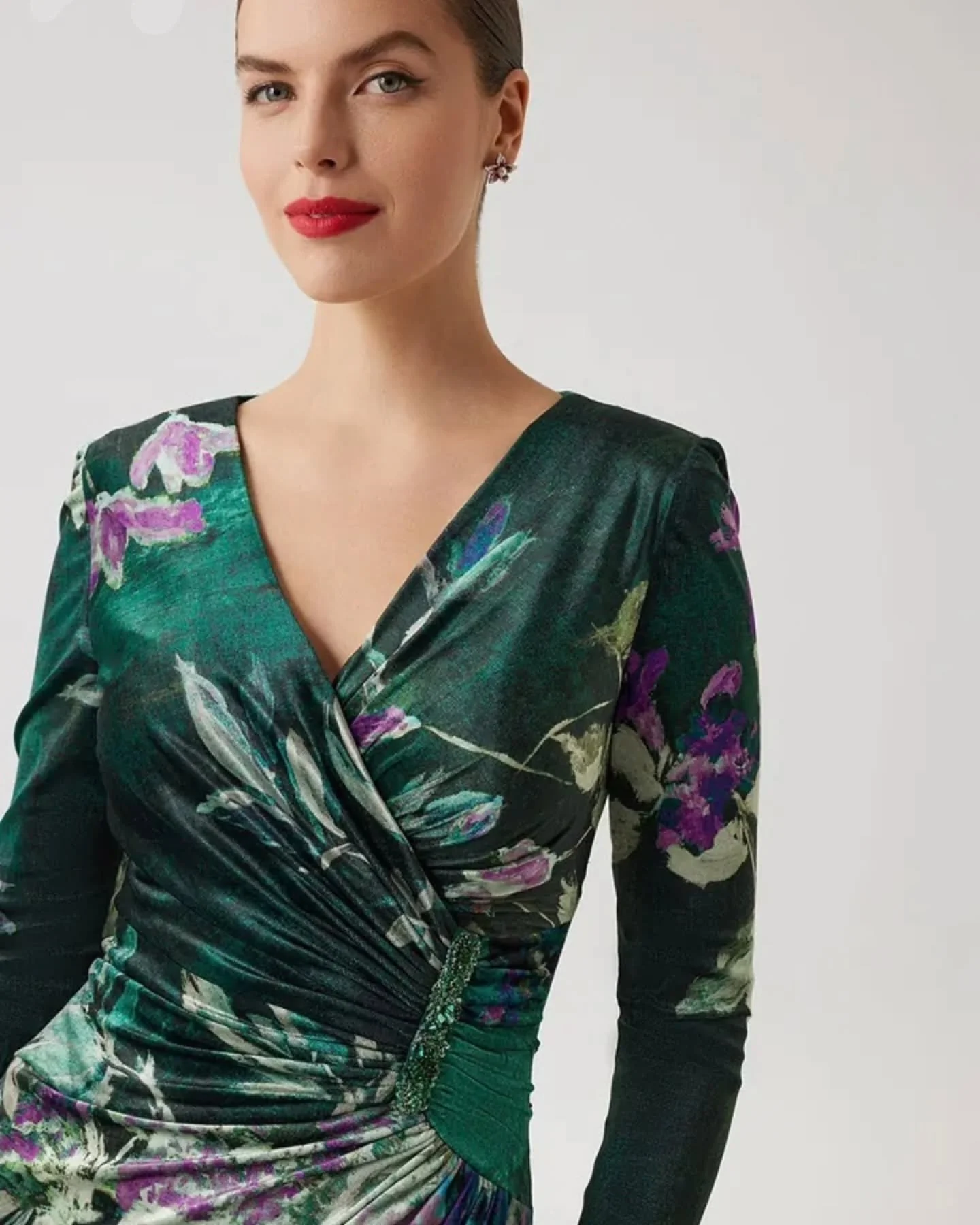 Get ready for the holiday season with our new collection of elegant wear.

#newyear #newyearseve #celebration #christmas