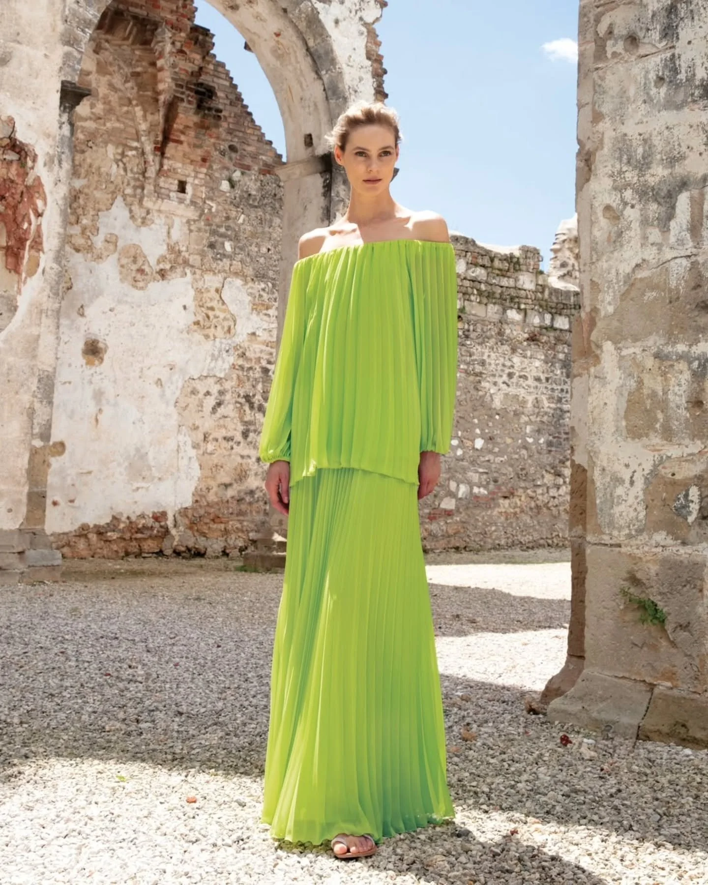 Celebrate this UAE National Day in style.
Visit us today and get the right look for you from our latest collection.

احتفلي بأناقة بالعيد الوطني لدولة الإمارات العربية المتحدة.
تفضلي بزيارتنا اليوم واحصلي على المظهر المناسب لك من أحدث مجموعاتنا.
.
.
