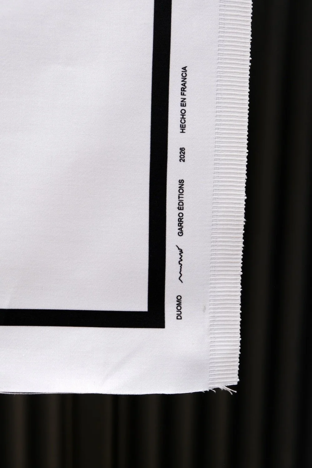 #2002_DUOMO_MARC MORRO_COLLECTION 02_GARRO EDITIONS_1.JPG