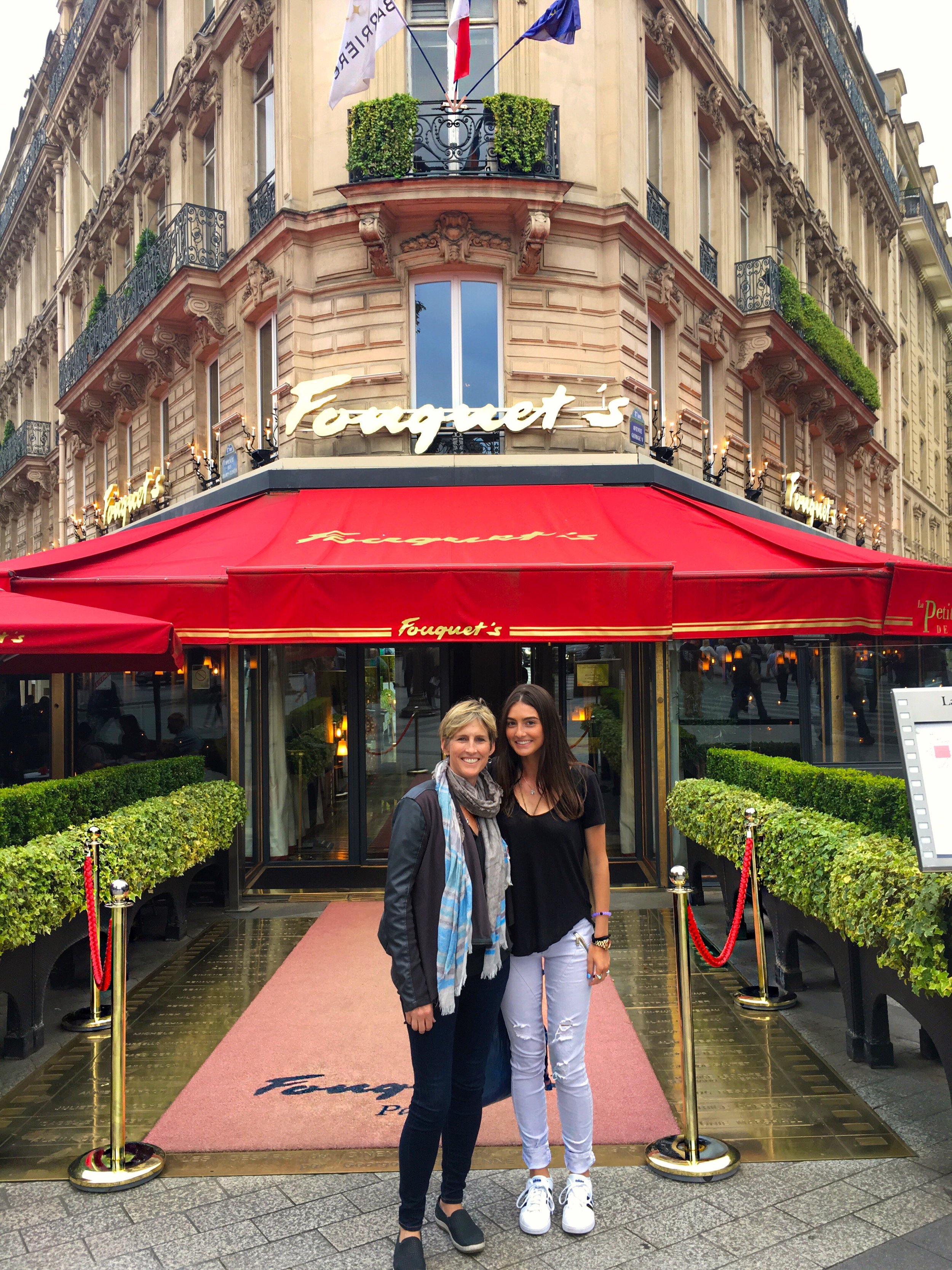 Kelly Hunt  in front of Fouquet's Paris, France