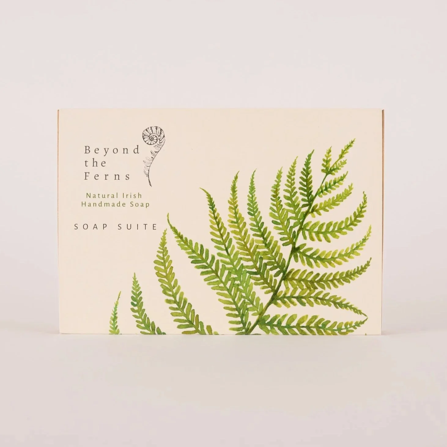 TomScottPhotos_Sept2026_BeyondTheFerns_SoapSuiteWhite.jpg