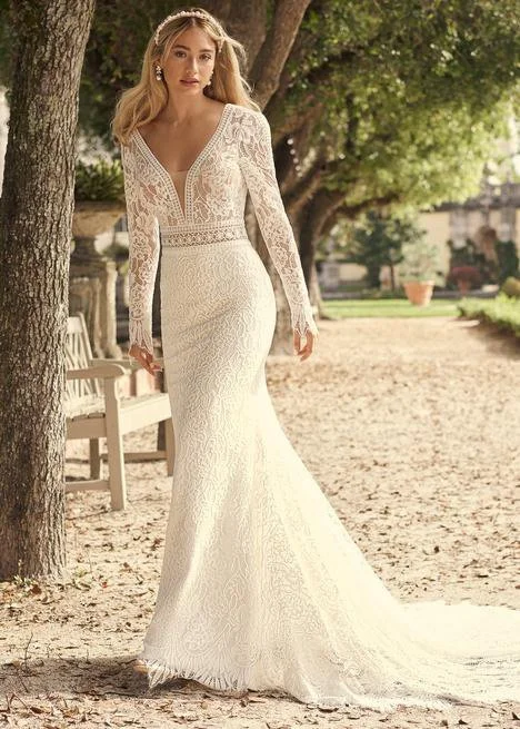 Stella's Bridal | Wedding Dresses in Winnipeg | Grad Dresses in Winnipeg |  Bridal Shops in Winnipeg | Grad Dress Shops in Winnipeg | Stella York  Wedding Dresses in Winnipeg | Plus