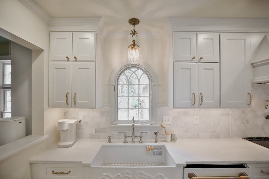 Traditional Kitchen Remodel by Chas G. Burch Supply Co. project photo 3