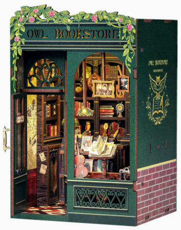 Book Nook Kit: Owl Bookstore
