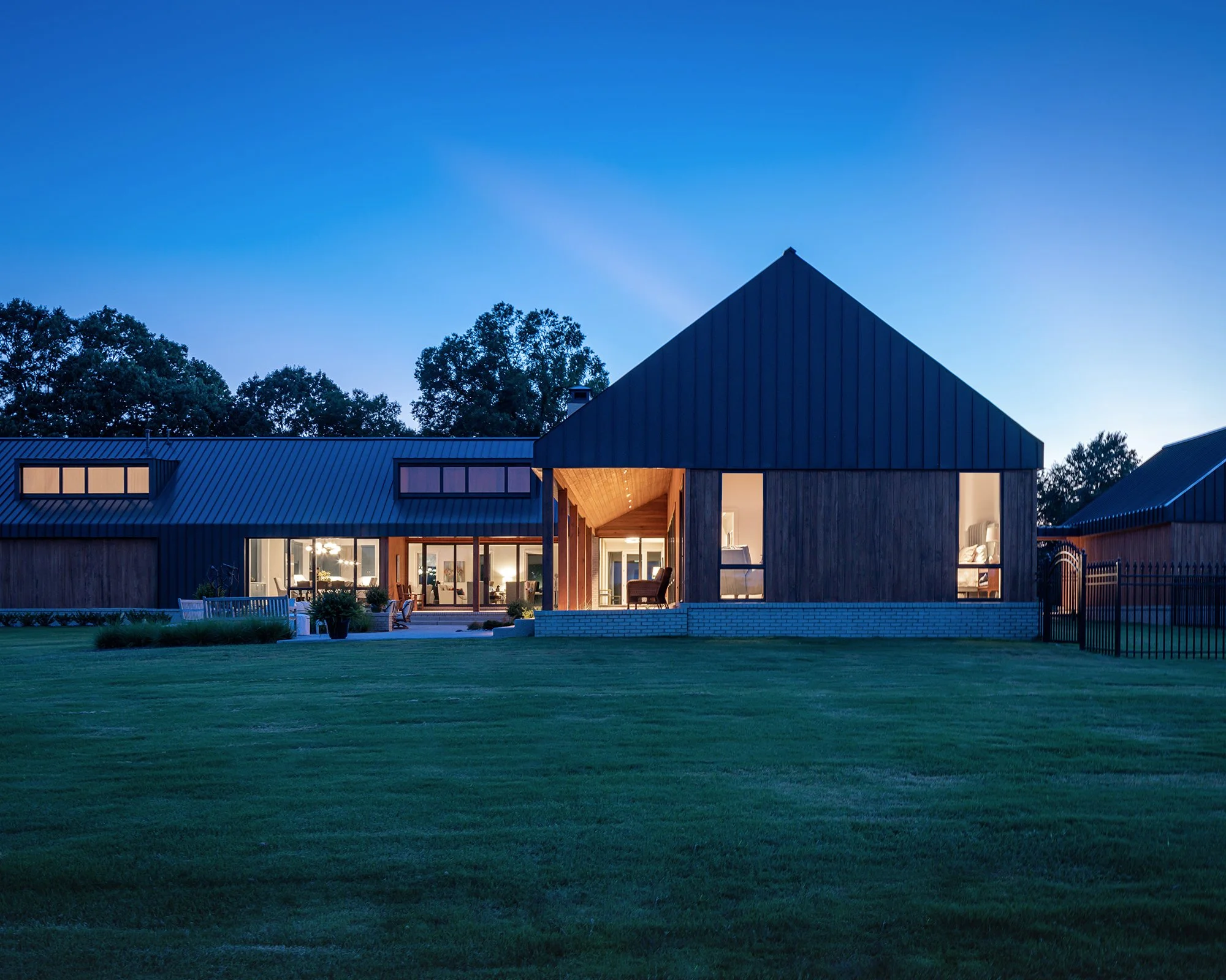 Russell Residence (20).jpg