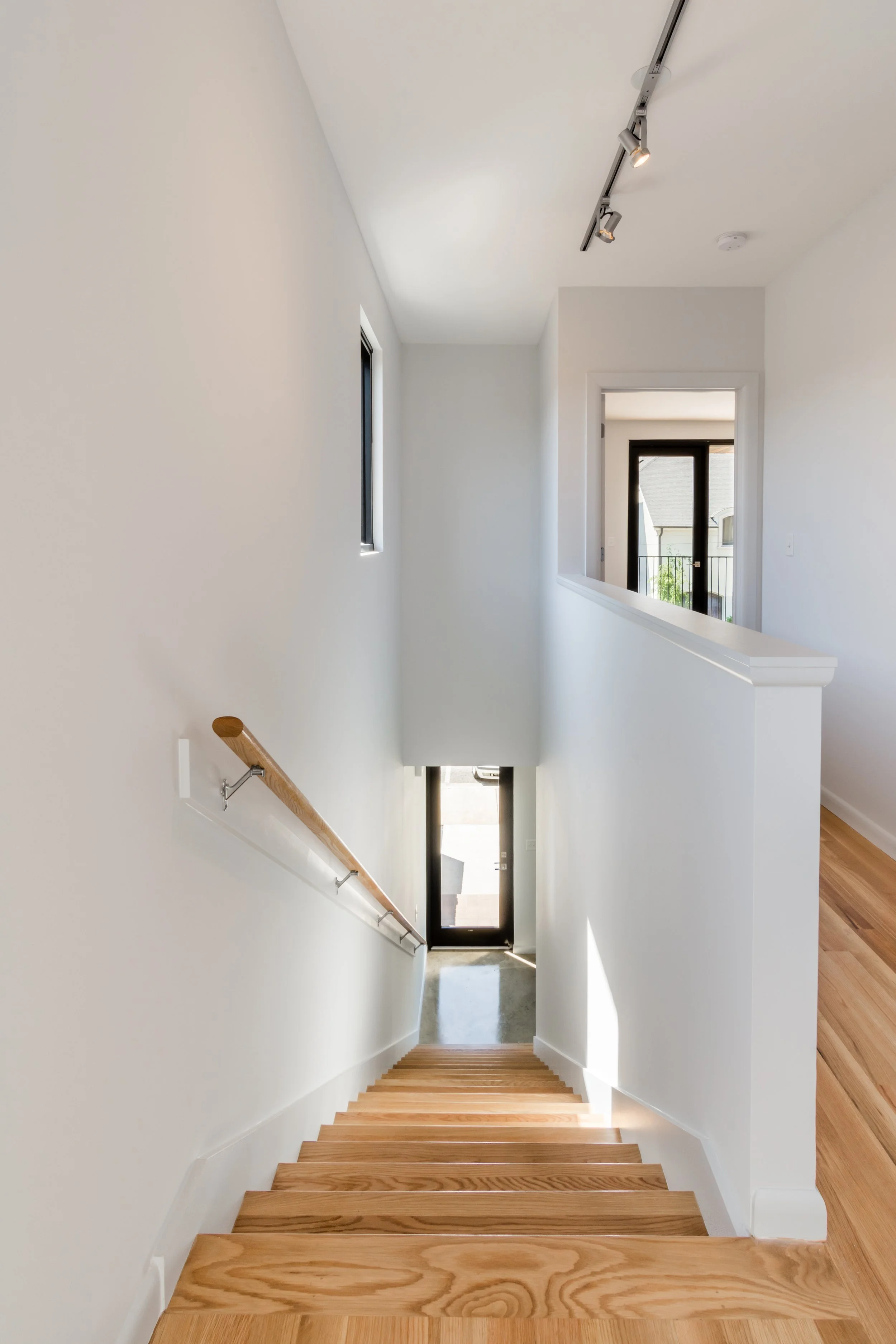 TN4 Interior scouting (8 of 14).jpg