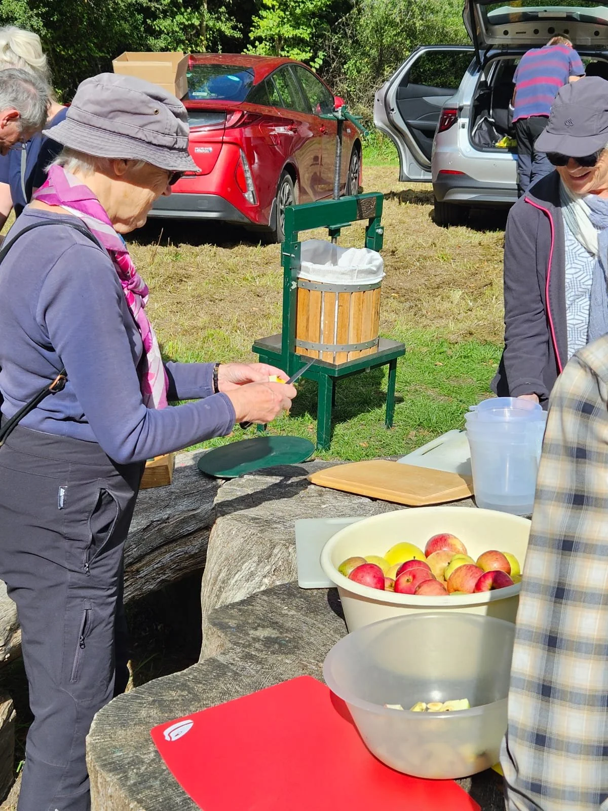 Apple Pressing — Purley Sustainability Group