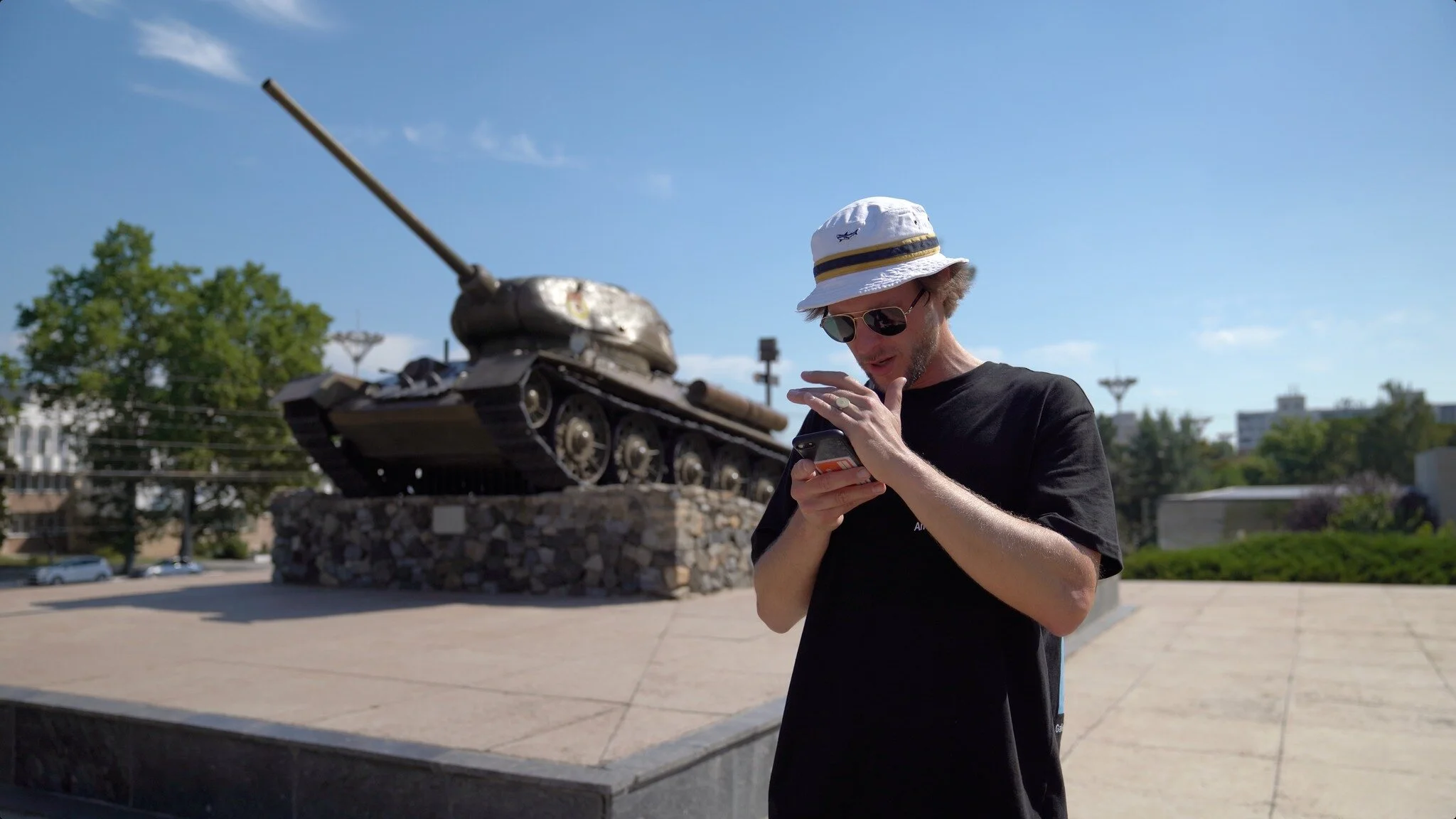 LennartWorldWideWhat?! 
Never heard of it. But it's good. 

Tiraspol, Transnistria. 
❌❌❌
Coming up soon on - the Moldova Special. 

#Transnistria
#moldova 
#roadtrip 
#JourneyThroughTransnistria
#ExploringTransnistria
#TransnistriaUncovered
#StreetPh