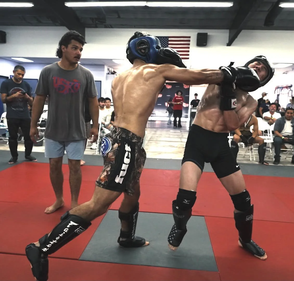 semi contact 82220262.jpg