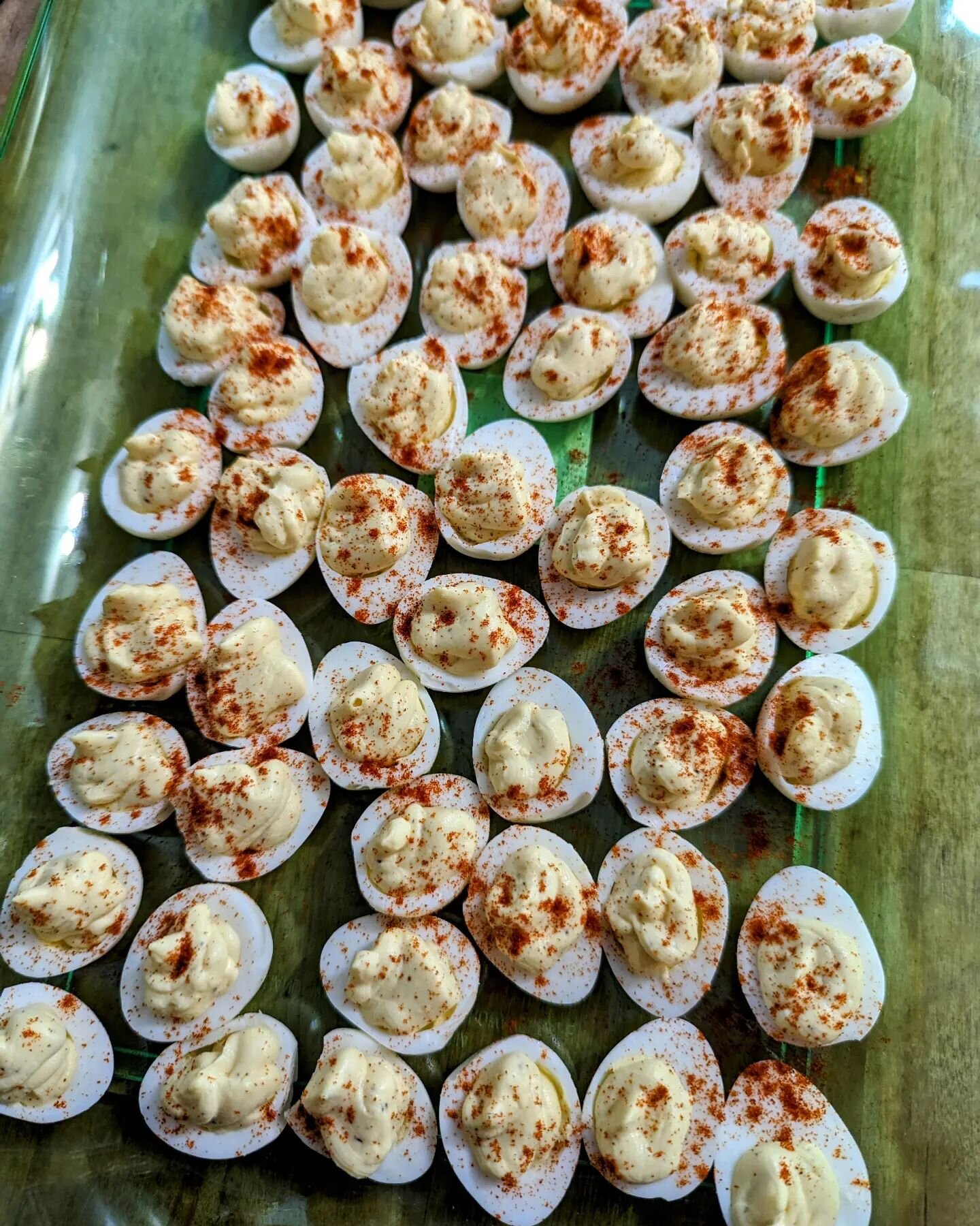 Deviled quail eggs for a Christmas appetizer😋

I don't have a set recipe. But to the egg yolks just add mayo, yellow mustard, white vinegar, a little salt and pepper. Taste to make sure you nailed it and finish with a sprinkle of paprika👌🏻

Just f
