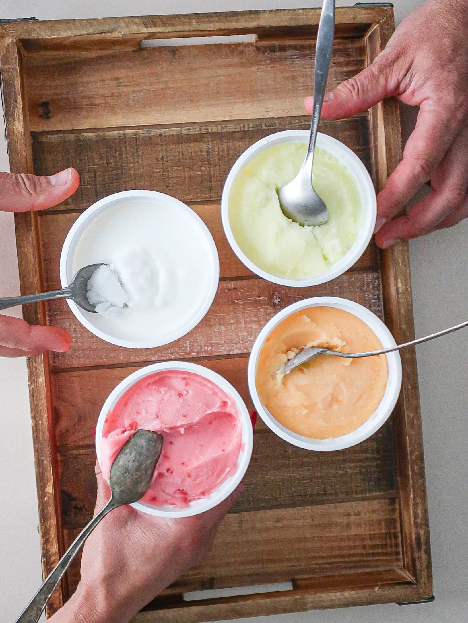 ☀️ Summer tastes better with Alinosi Italian Ice! 🍧

Cool down with four refreshing flavors made to brighten every sunny day:

🍋 Lemon
🍍 Pineapple
🥭 Mango
❤️ Raspberry

Light, fruity, and packed with flavor, Alinosi Italian Ice is the perfect tre