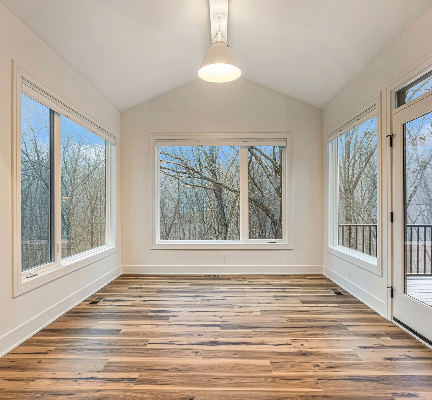 Siebers_sunroom before.jpg