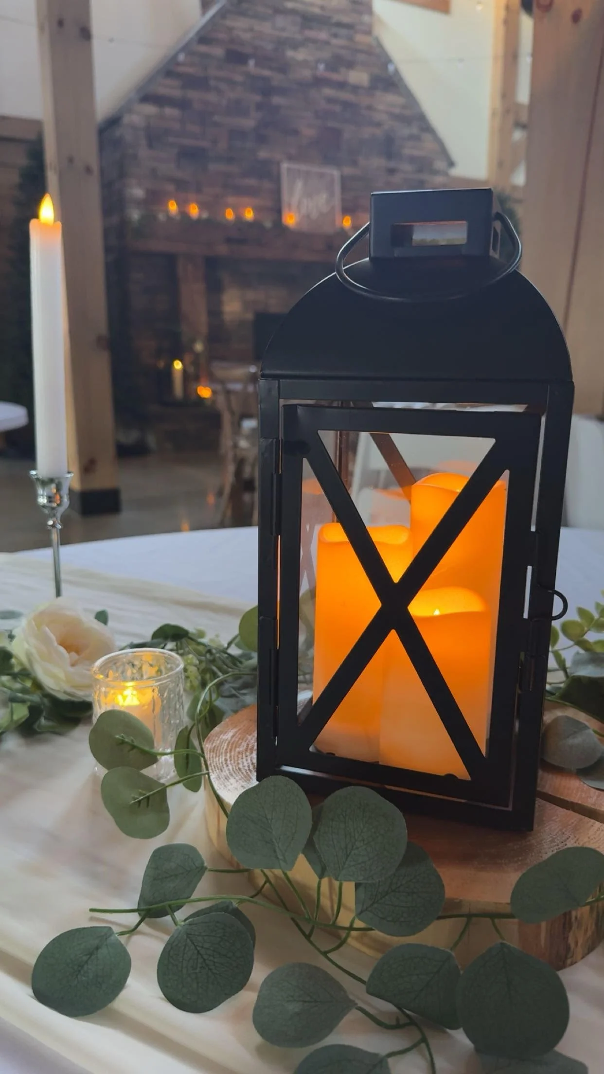 Black Lanterns (decor is listed as separate items) 20 avail.