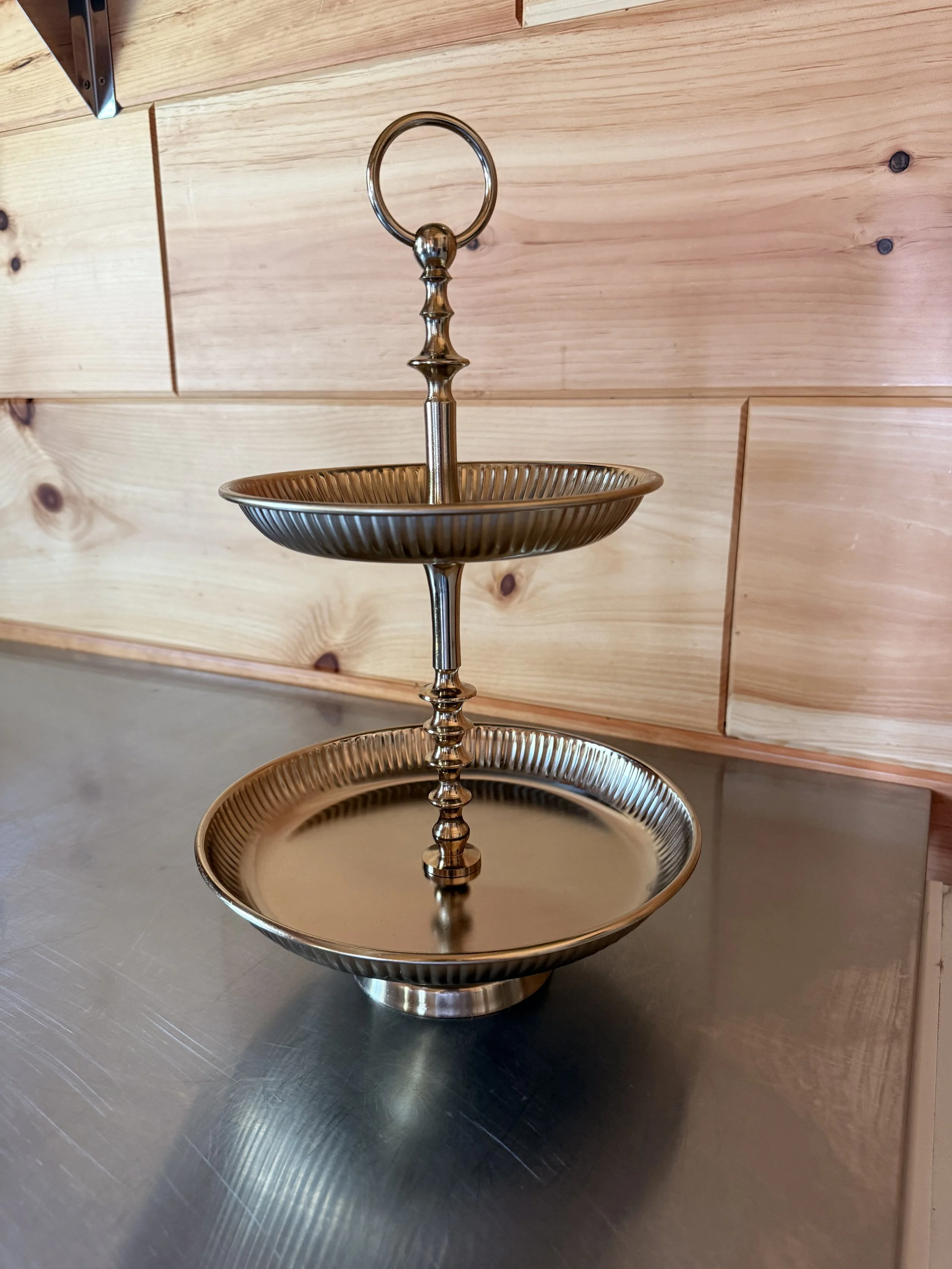 Tiered Trays / Cake Plates