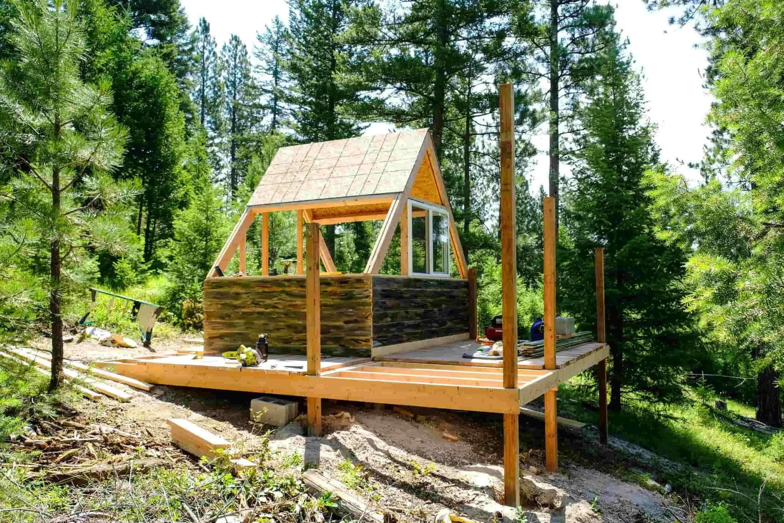 Building+The+Hohnstead+Glamping+Cabins+8_compressed.jpg