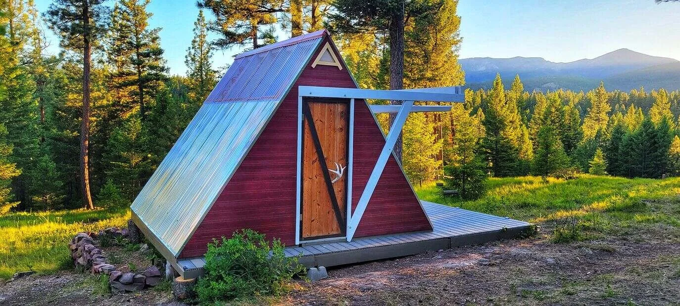 The Stargazer Cabin near Missoula, Montana.jpeg