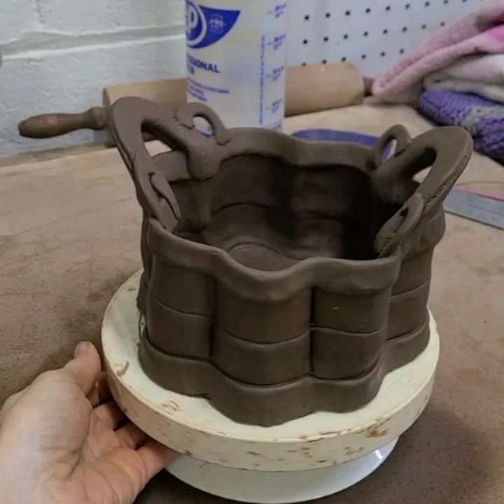 Baskets. I'm making baskets again.