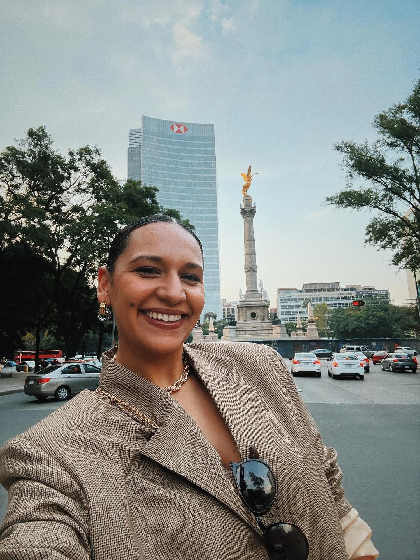 M&eacute;xico 🇲🇽 que lindo eres! 🫶🏼 2 d&iacute;as en la ciudad fueron suficientes para llegar a quererte. 

Ciudad llena de encanto, gente generosa y una calidez que se siente desde el primer instante.

Gracias por recibirme con tanto cari&ntilde