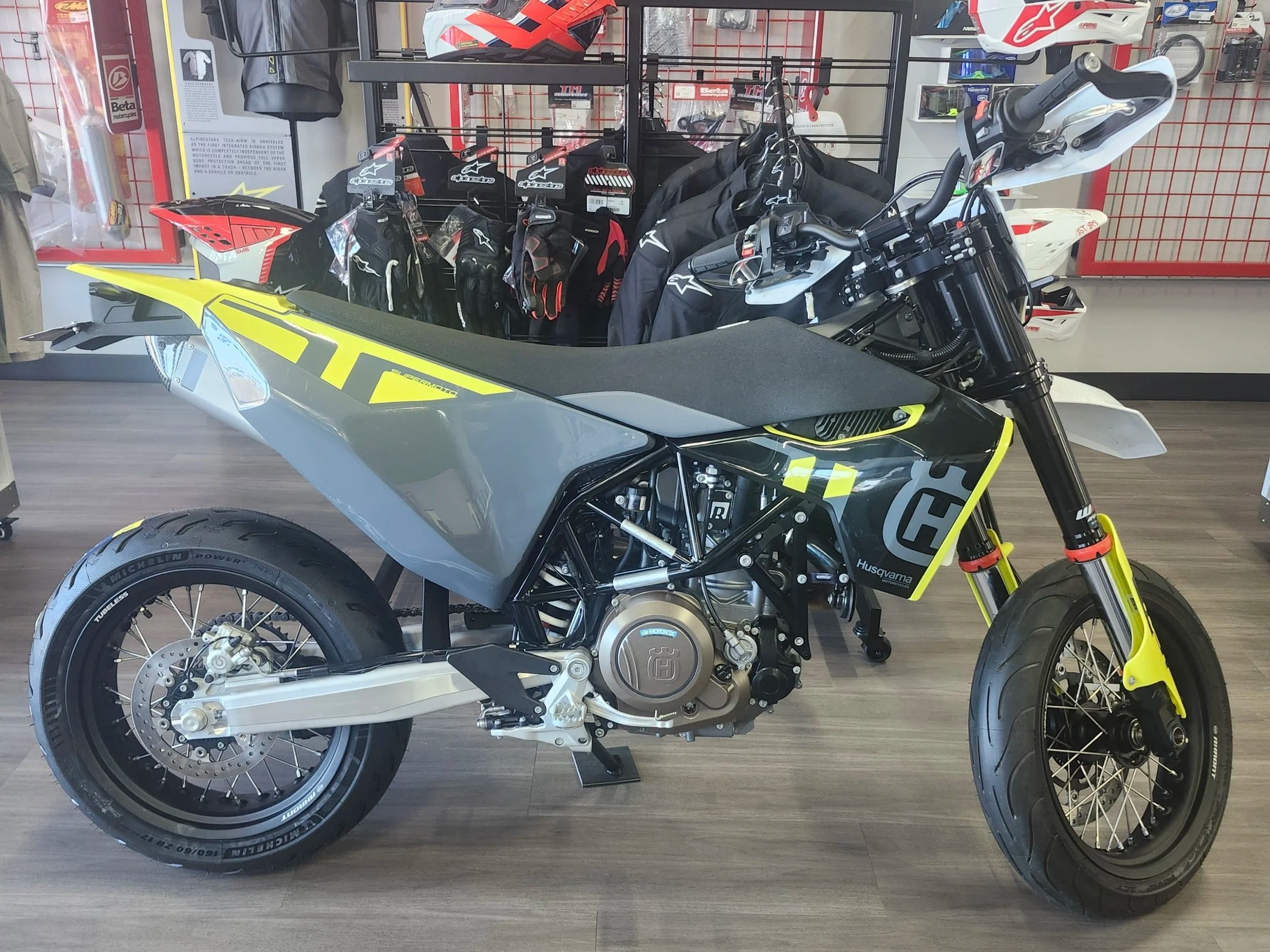 2023 Husqvarna 701 Supermoto