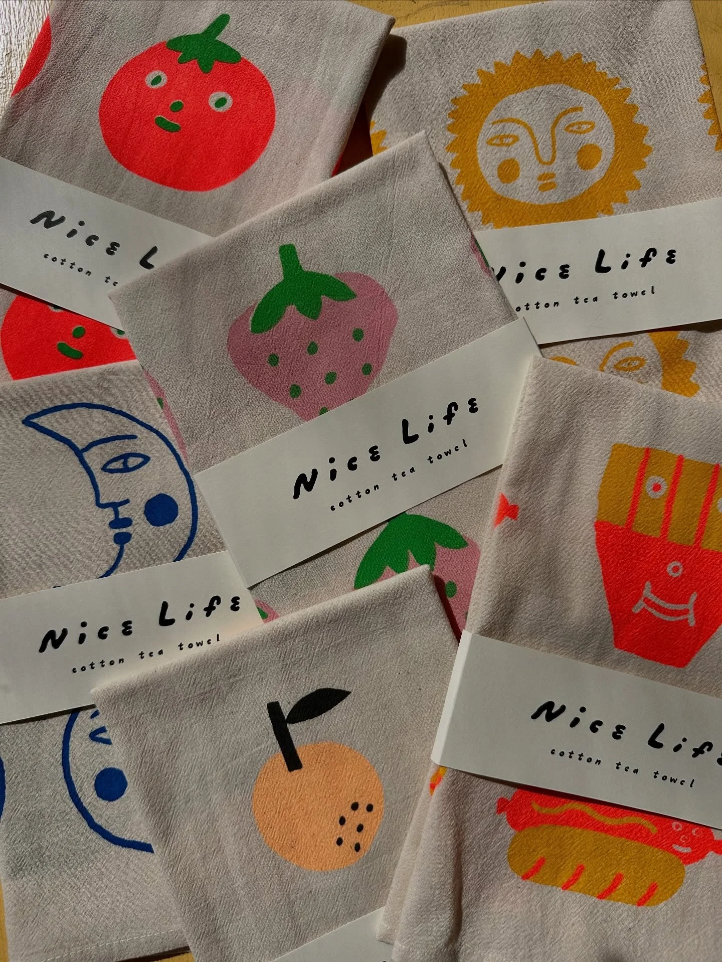 These brand new @nicelife_ceramics tea towels make the perfect addition to any gift. Come grab one for a friend, and yourself 💝