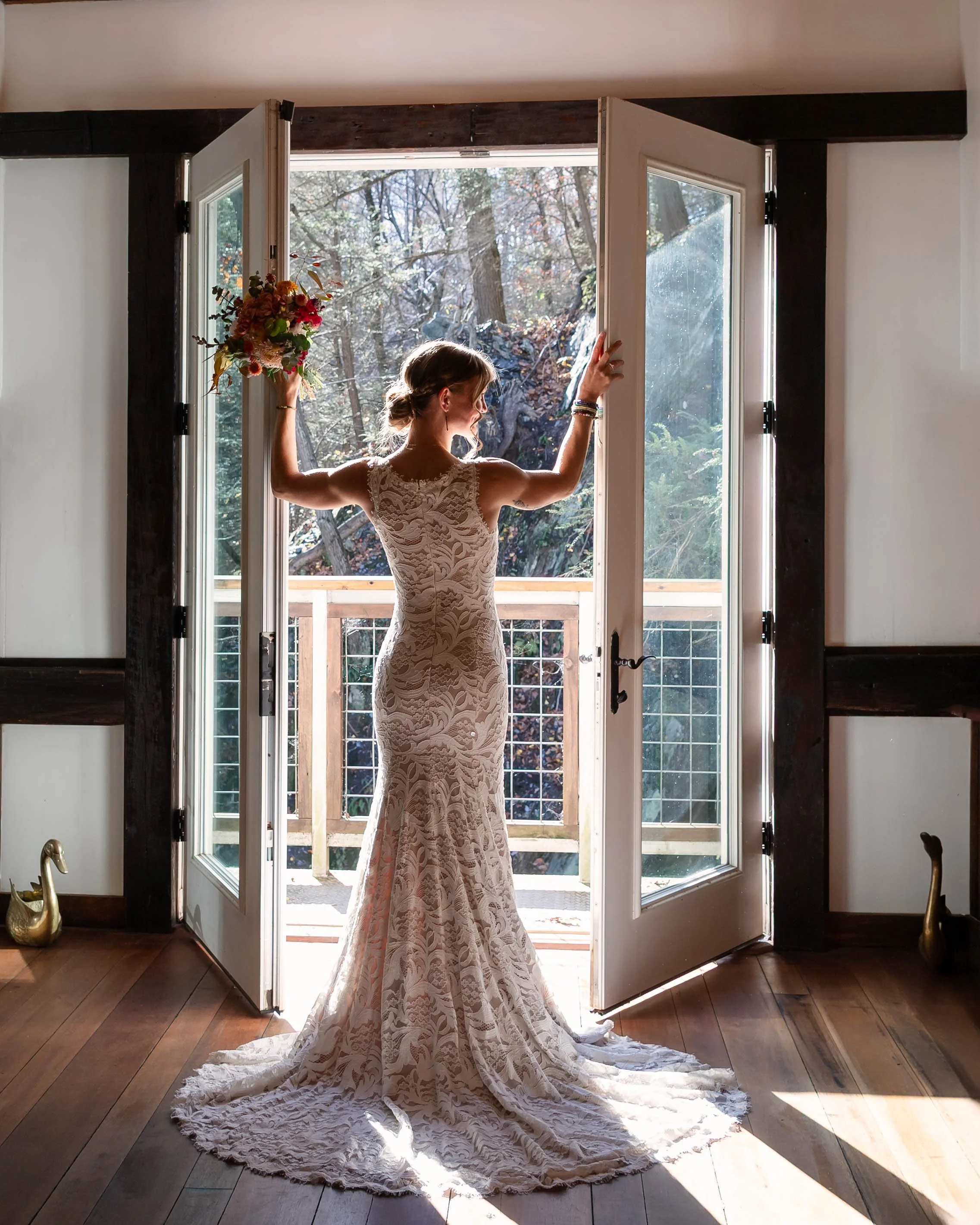 Kathleen & Seth Previews -4.jpg