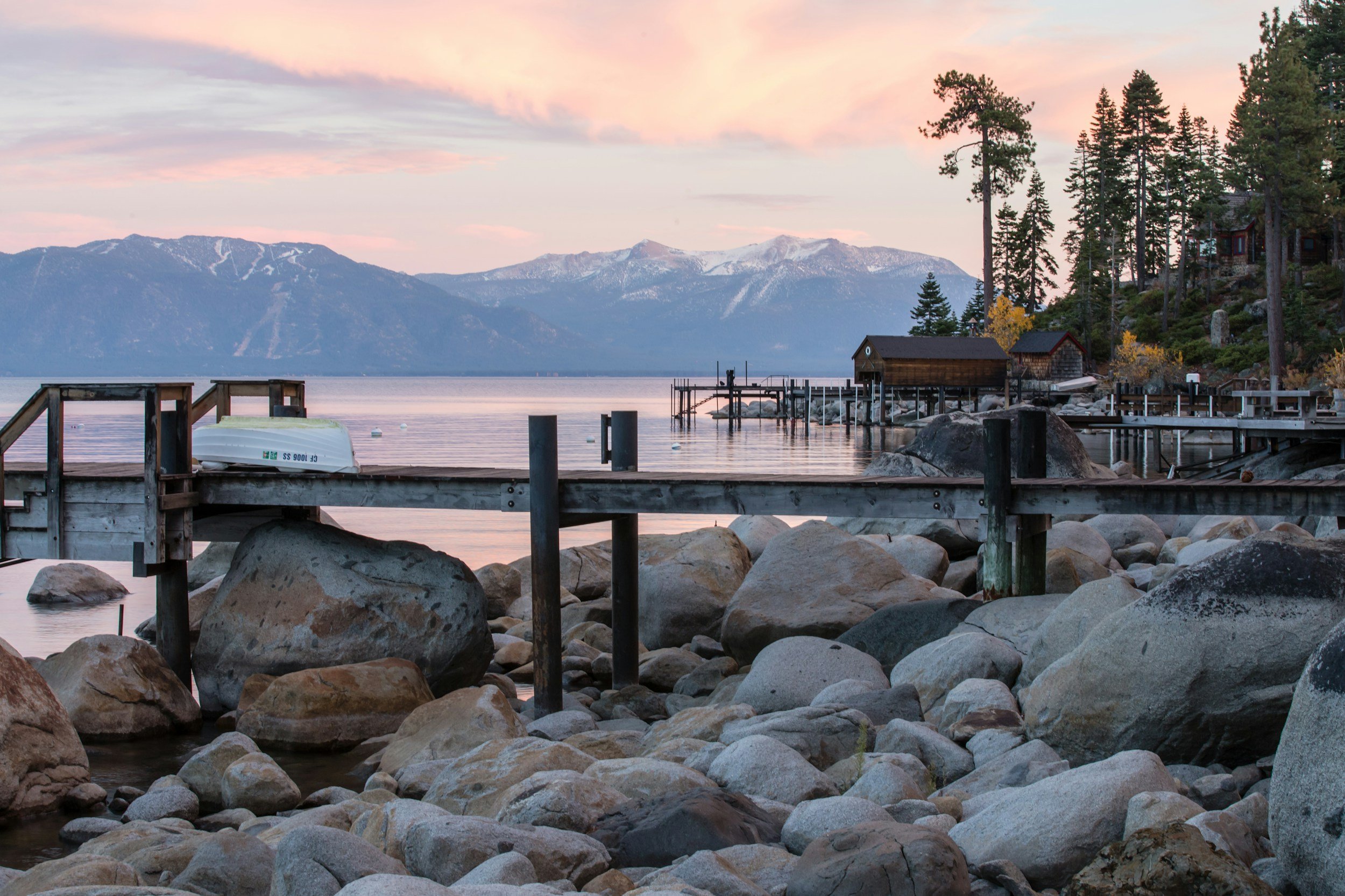 Lake Tahoe Wedding Planning Guide (Everything You Need to Know)