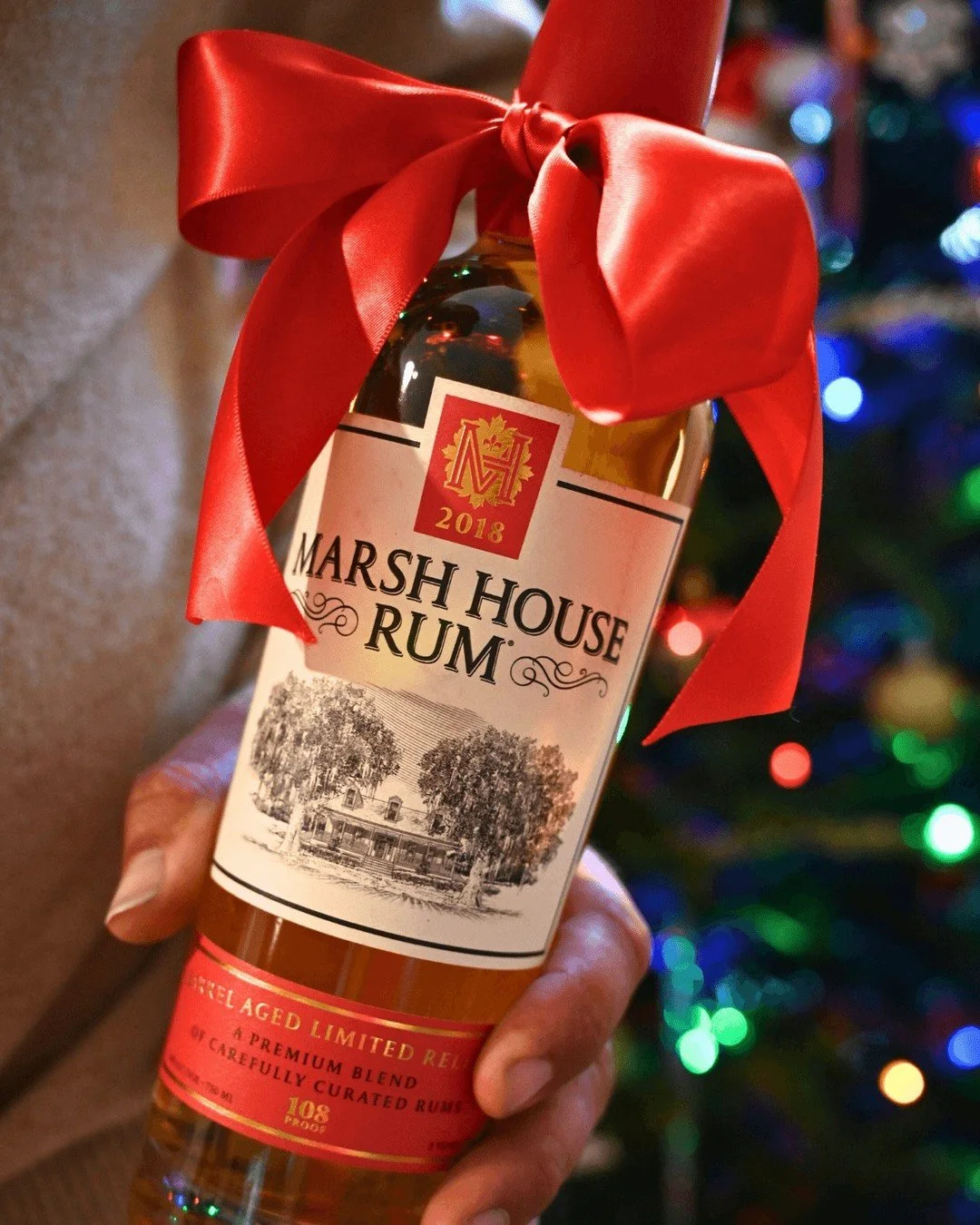 Barrel-aged to perfection, bottled with pride. Give the Spirit of Louisiana this season 🎁✨

#MarshHouseRum #SpiritOfLouisiana #LouisianaRum #HolidayGifts #GiftIdeas #CraftRum #BarrelAged #NewOrleansSpirits #PremiumRum #SeasonalSipping