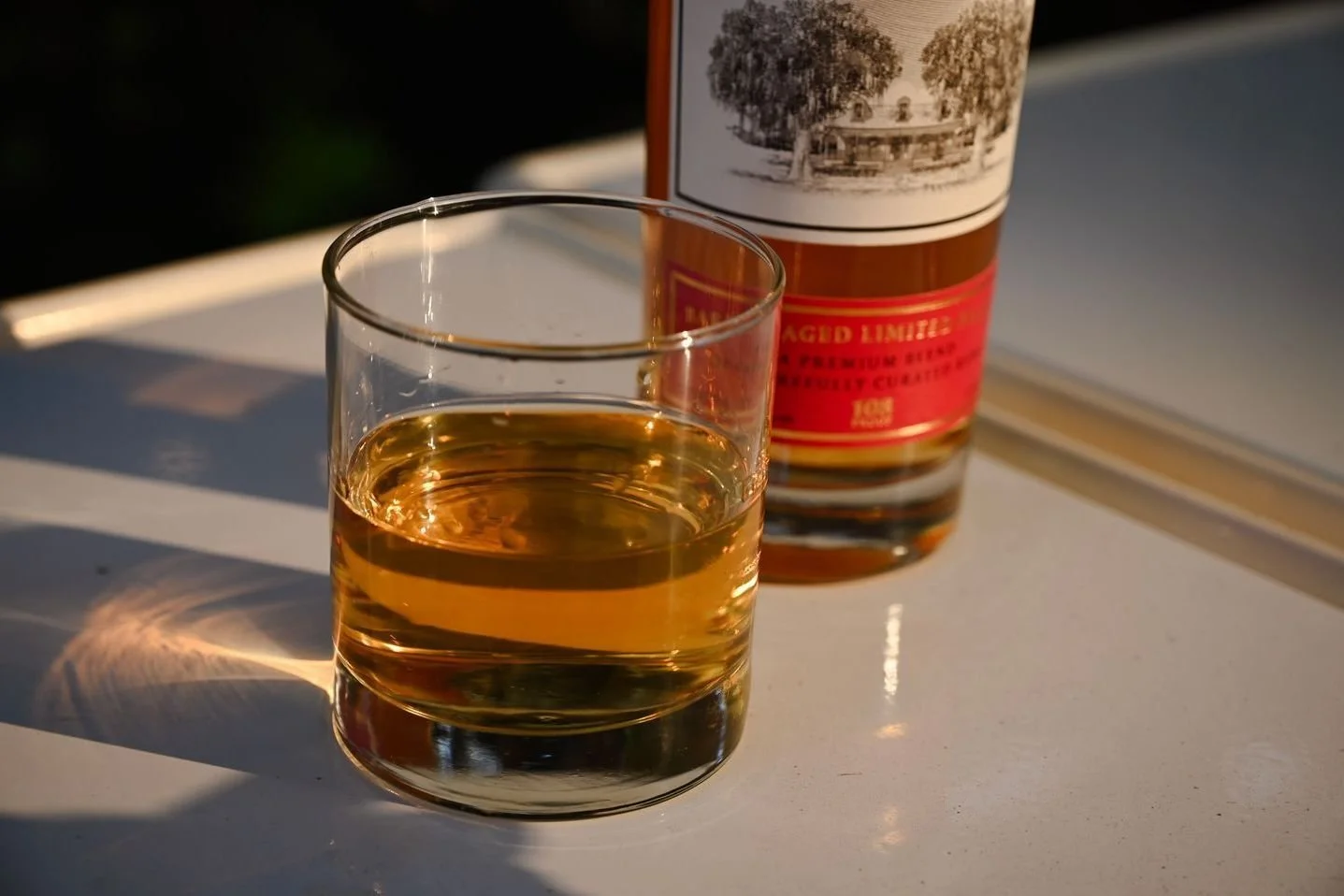 The sun's sticking around till 7 pm now, which means golden hour's getting longer and the porch is calling. More daylight, more time to savor the good stuff. 

Here's to Friday 🥃 

#MarshHouseRum #GoldenHour #FridayVibes #PorchLife #RumCocktails