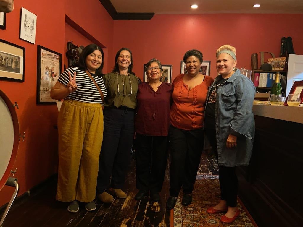 El Arbol Cast 2023.jpg