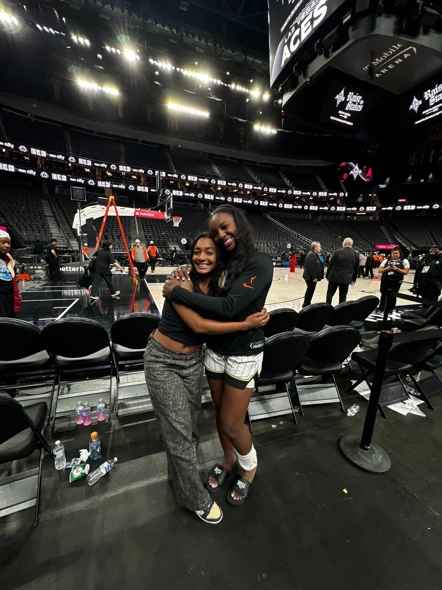 24 hrs in vegasss 🛫❤️&zwj;🔥💫