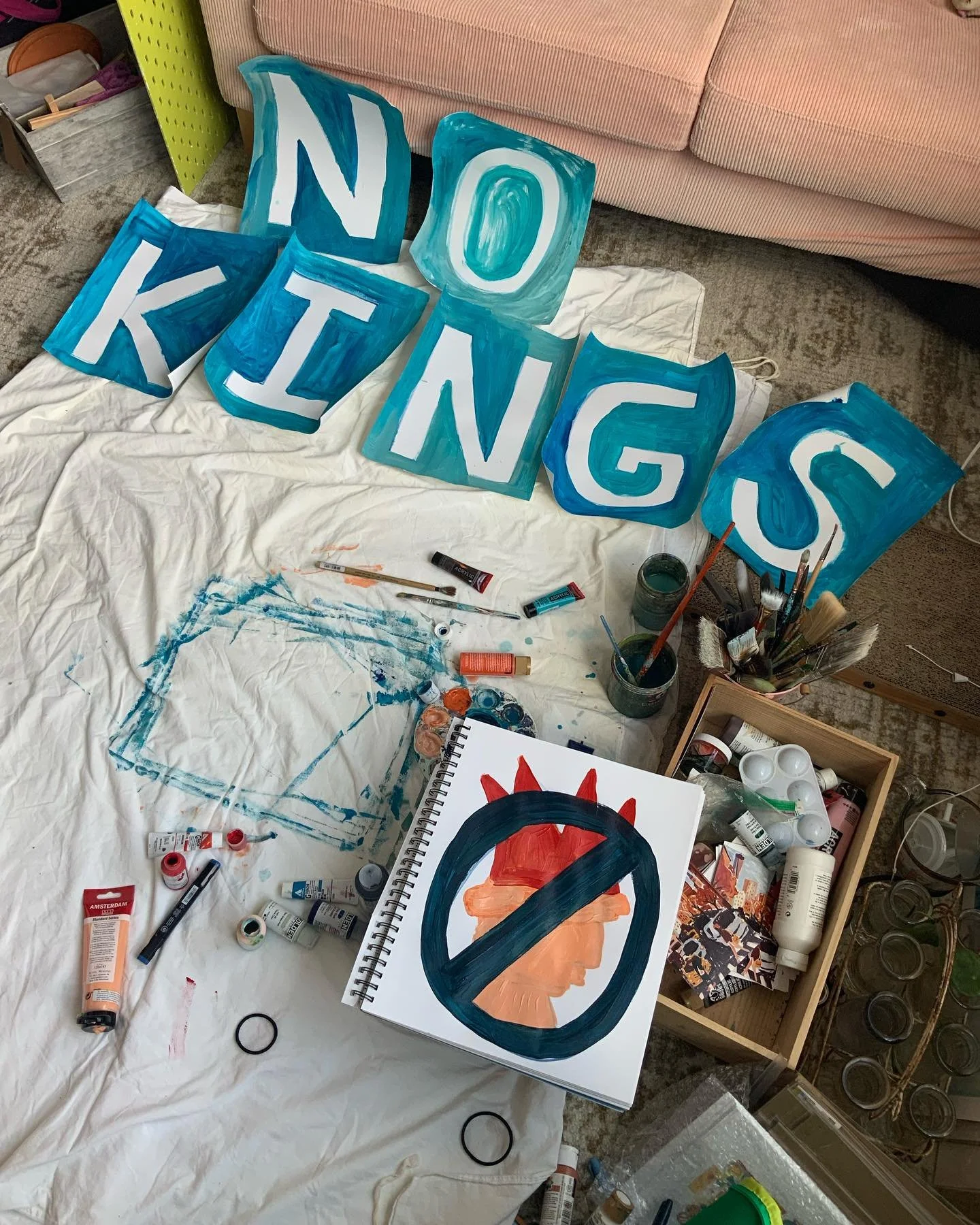 No kings!! Fuck Trump and Fuck ICE. 

Protest these atrocities in any way you can, don&rsquo;t be silent!! 

We are all immigrants unless you are indigenous to this land. #nokings #nokingsday