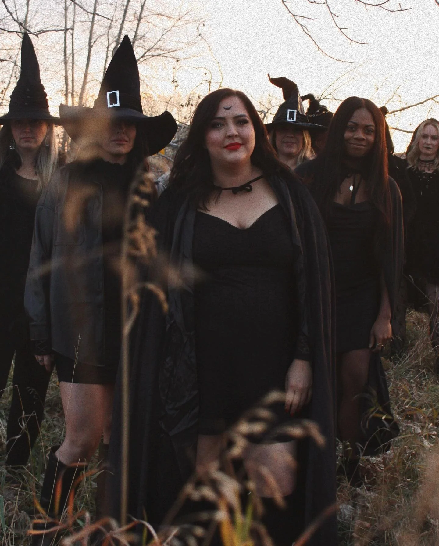 Happy Spooky Szn Witches 🪬🧹🧙🏼&zwj;♀️🕸🕷