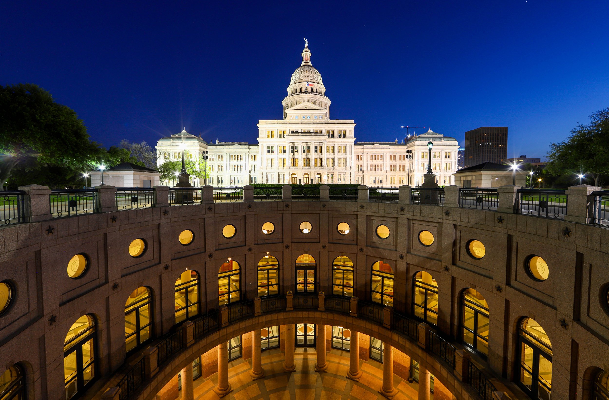 austin.tx.capitol.jpg