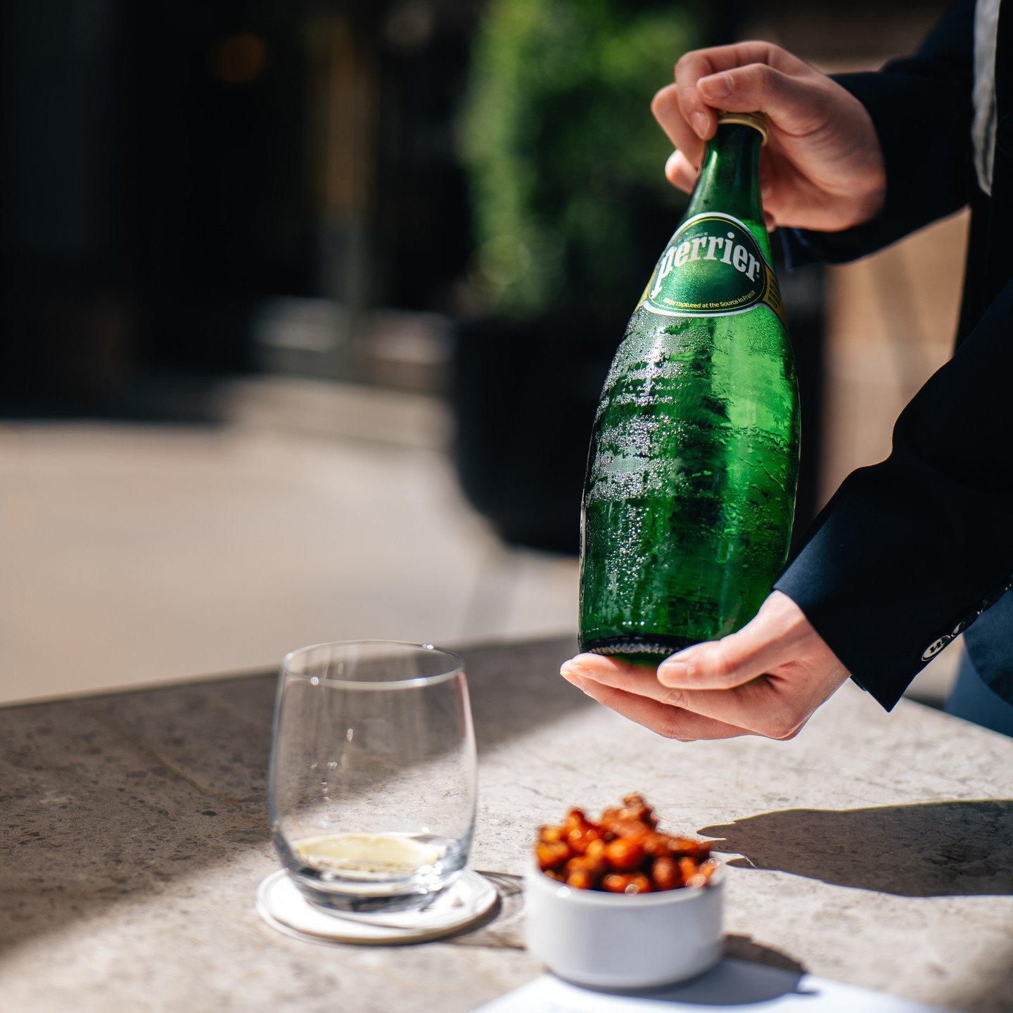 Basking in memories of a sunny Melbourne day, sipping a perrier at the @roycehotelmelbourne @theshowroombar ☀️ #melbournemoments