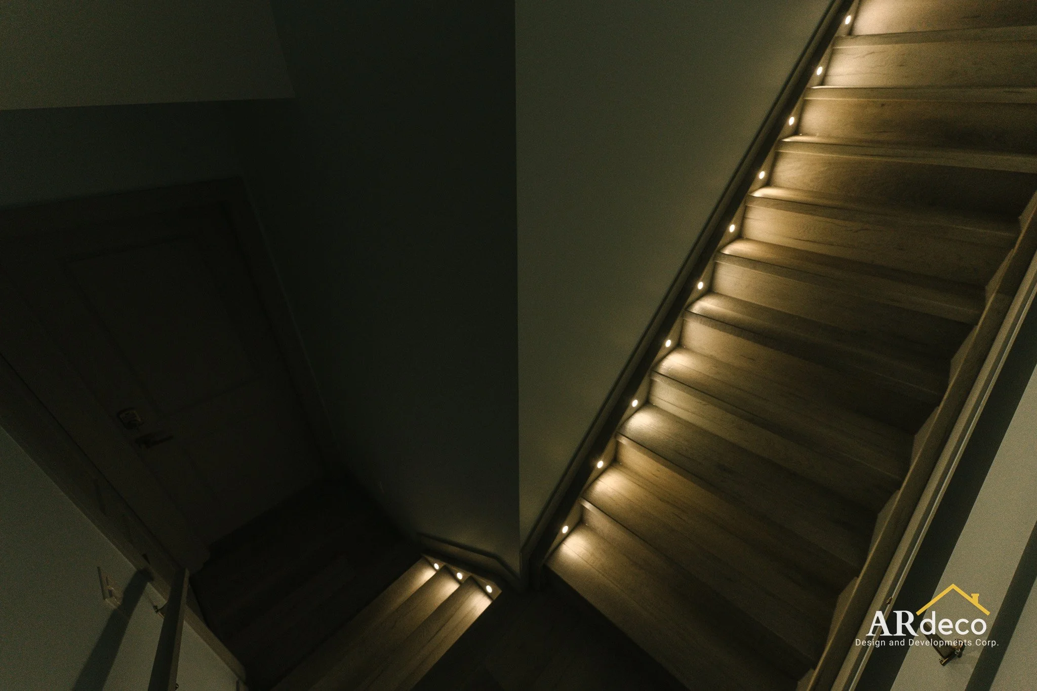 V2_05230.jpg