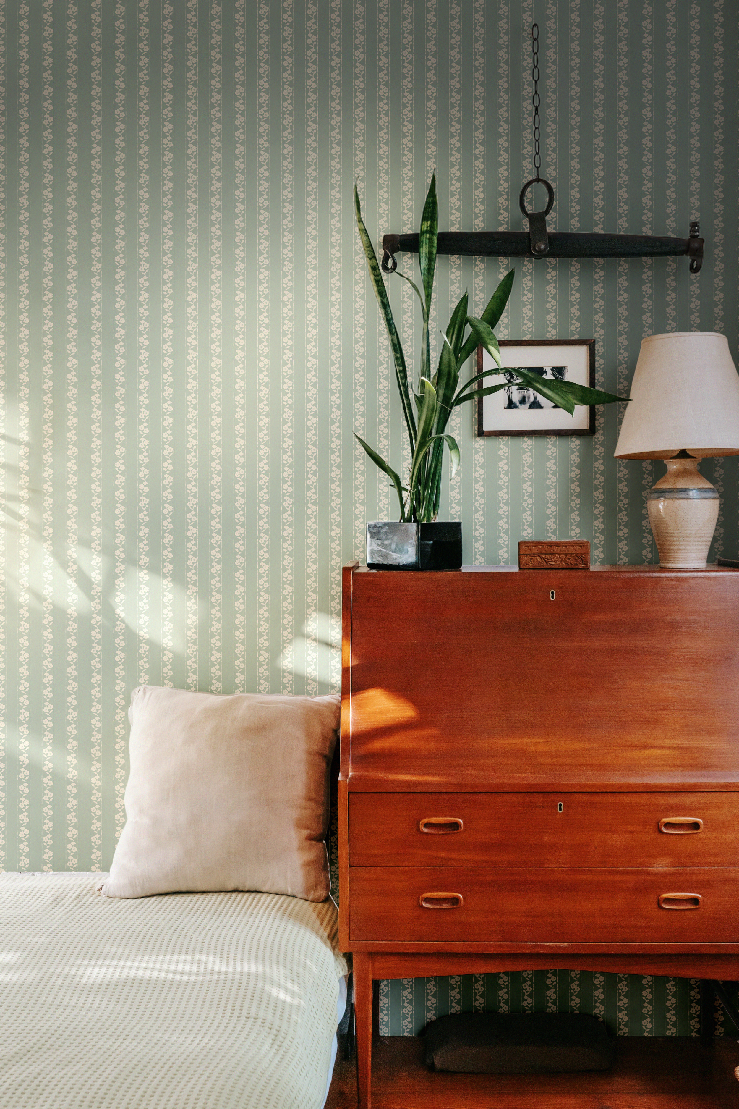 ST-S3-COTTAGE GARDEN STRIPE.png