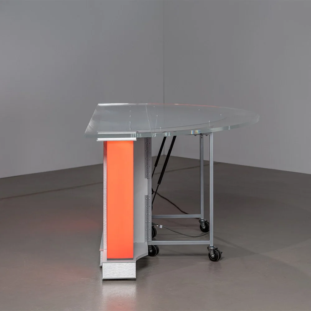 six-person-news-sports-desk.jpg